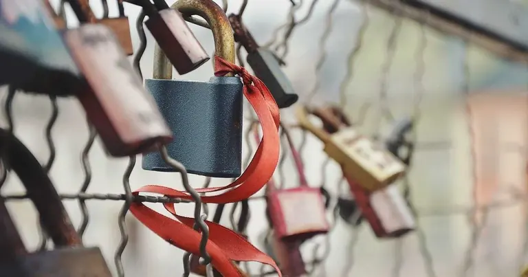 Titelbild: Edge AI: Warum die Verarbeitung von KI am Rand für kleine Unternehmen rentabel geworden ist